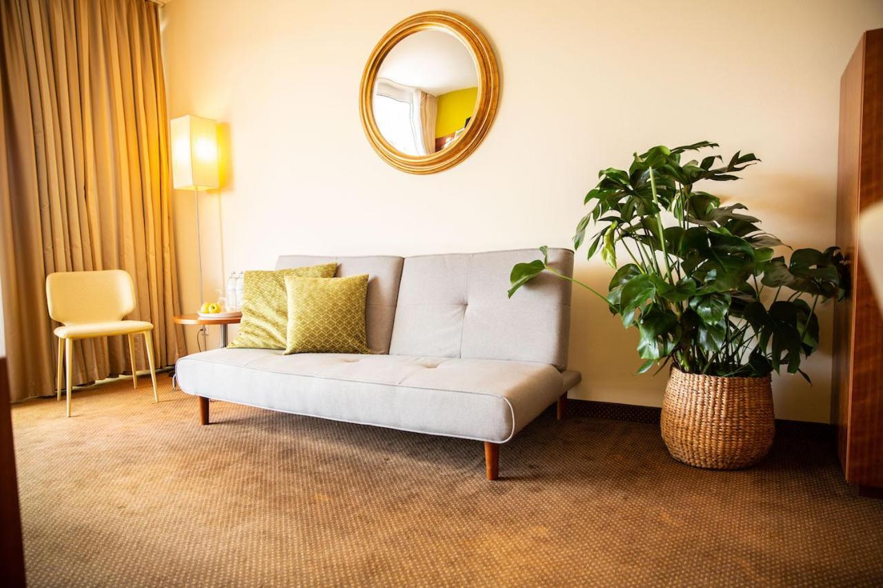 Hotel Seehotel Sued By S4Y